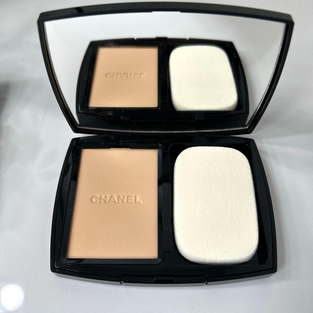 【新品】CHANEL パウダーファンデーション