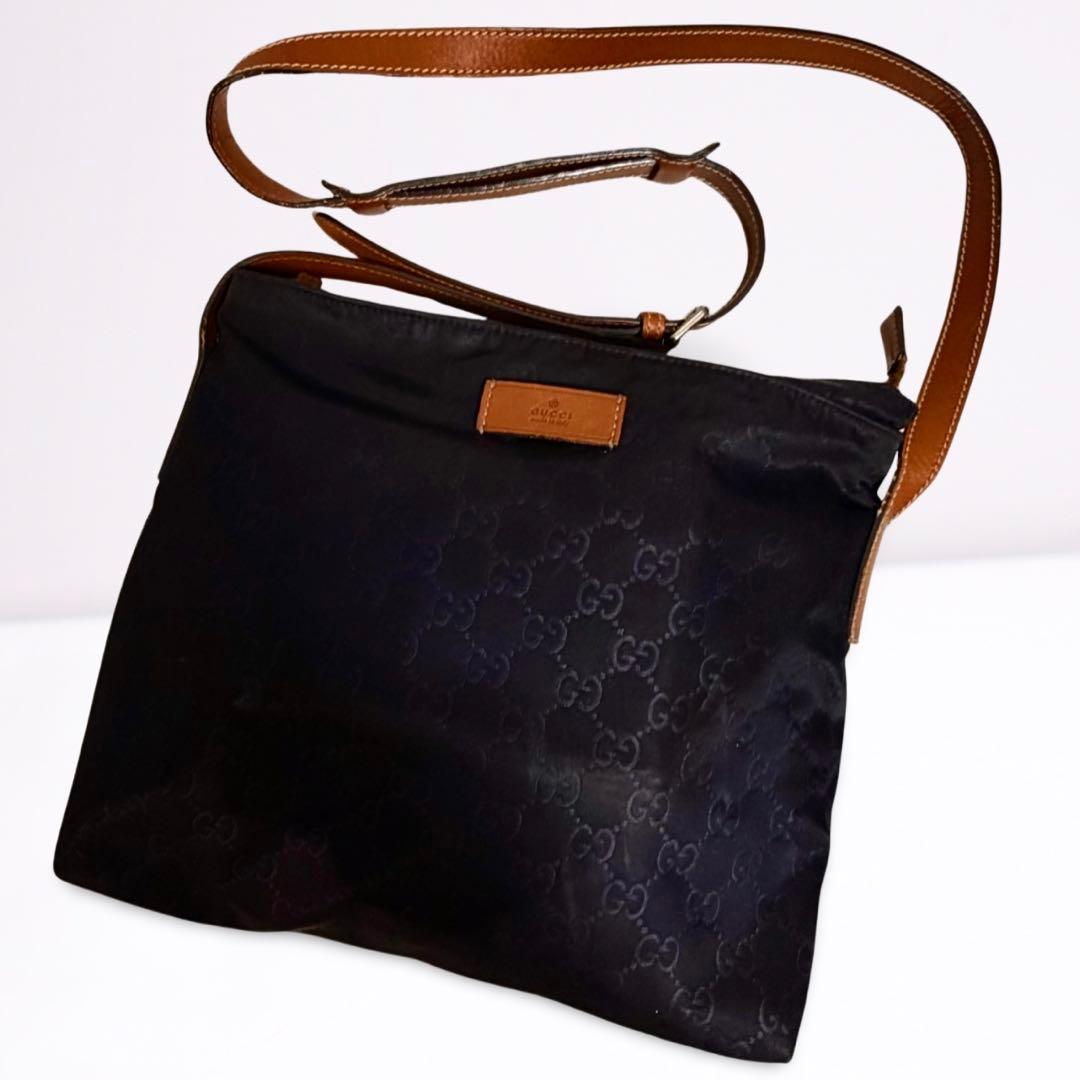 【正規品】グッチ GUCCI GG柄 ショルダーバッグ ネイビー 袋付 男女兼用