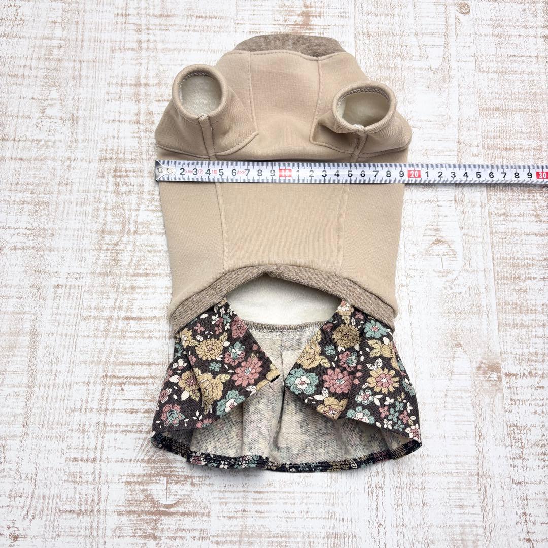 オーダーページ】犬服 ボンバーヒートのツーピース 薄ベージュ×花柄 袖