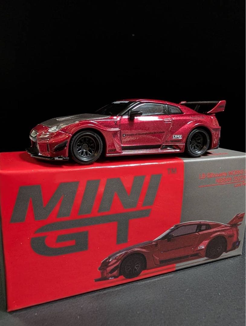 MINIGT 1/64ミニカー LB- Silhoueue WORKS GT