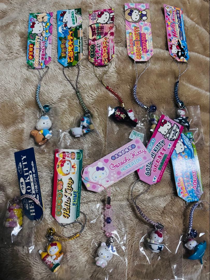 た*ぽ様 ご当地ハローキティ 根付け　大量まとめ売り　ストラップ チャーム　18