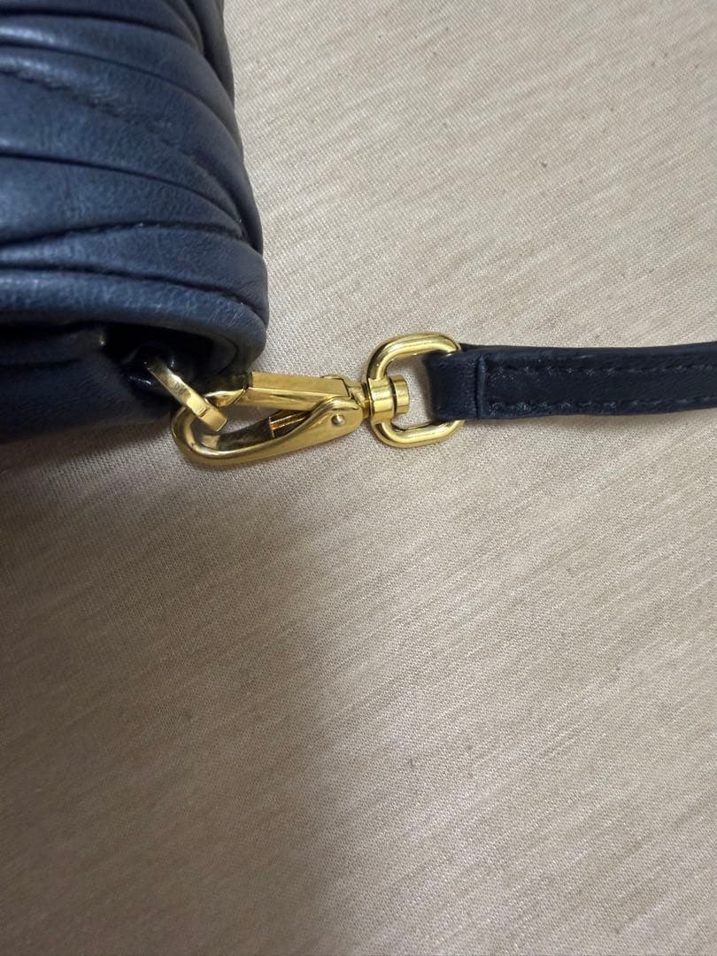 miu miu ショルダーバッグ