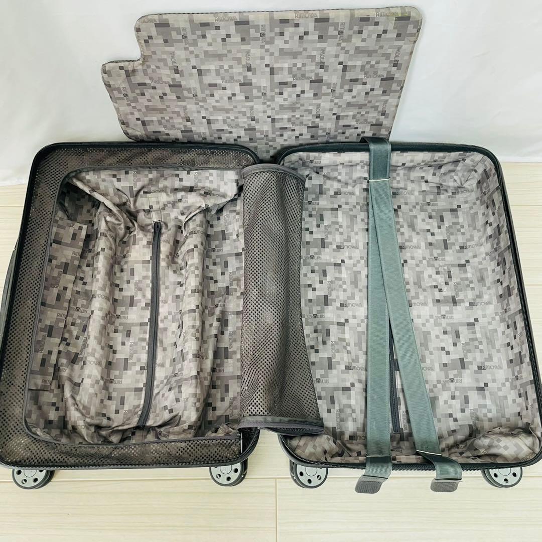 極美品✨TUMI ALPHA ビジネスキャリー 拡張機能 チャーム 男女