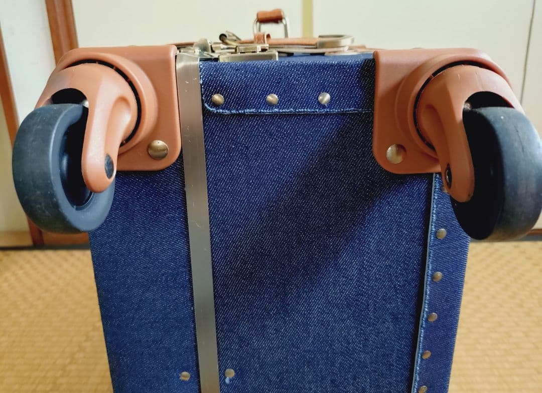 ボンレス犬とボンレス猫グッズとキャリーケース