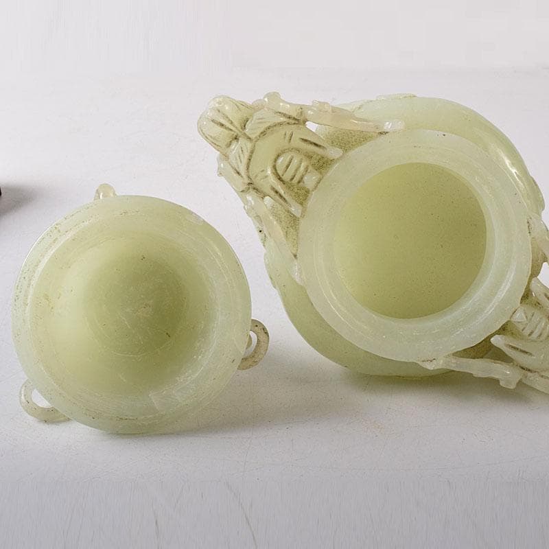 中国 玉石彫刻 雙耳活環 獅子鈕蓋爐 三足香炉 唐木台付 C 8256 - メルカリ