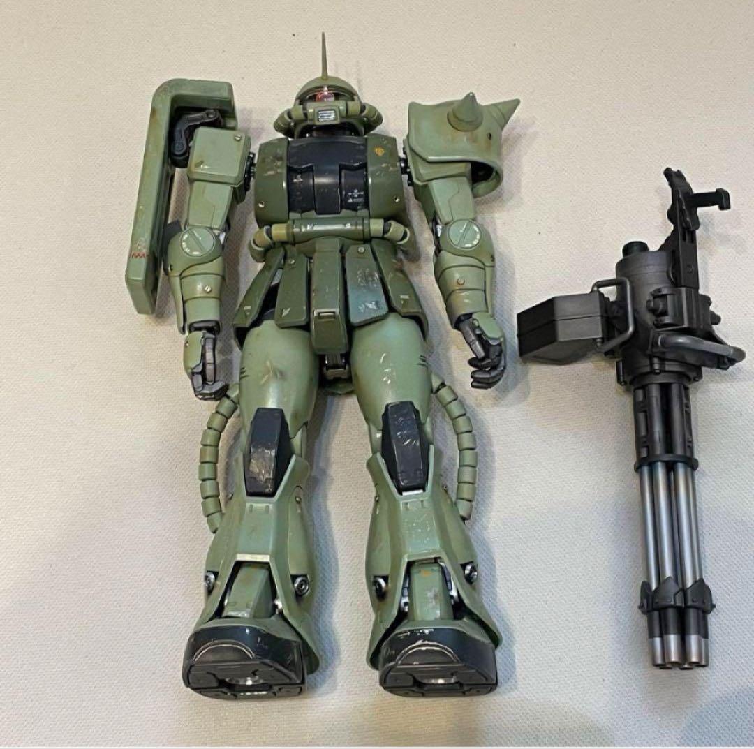 ザク　ガンプラ MG 1/100　ガンダム