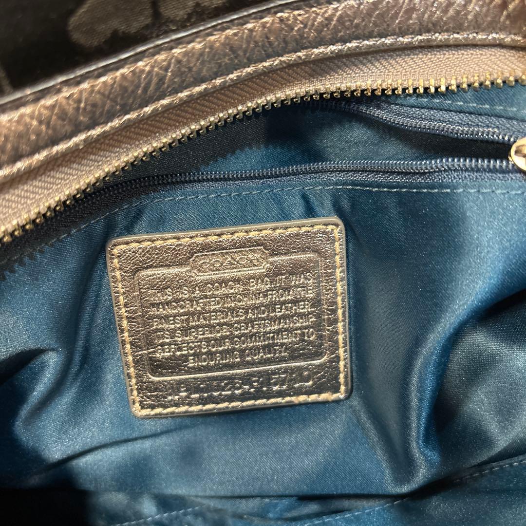 COACH ミニボストンバッグ　チャーム付き