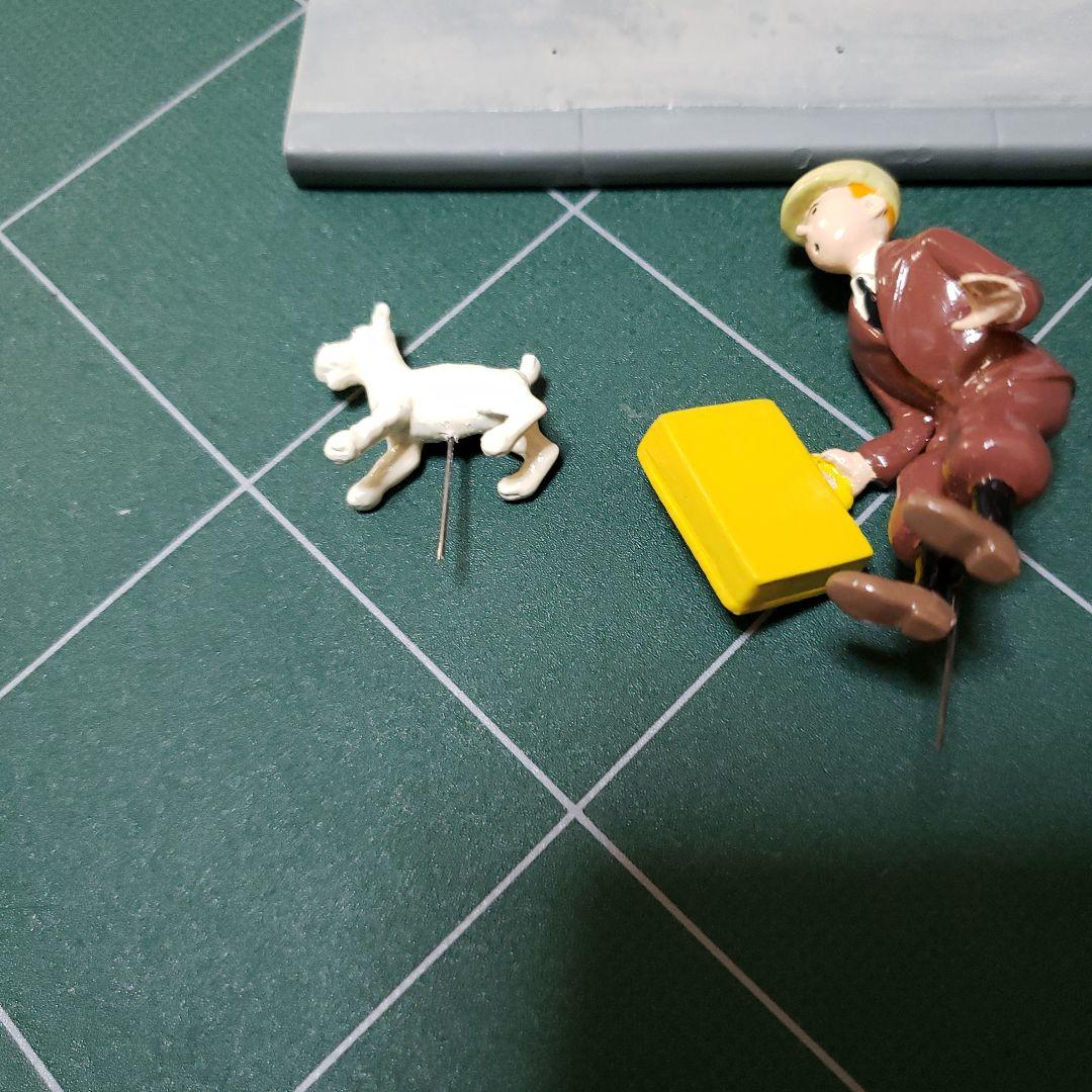 小売 タンタンの冒険フィギュア タンタンの冒険旅行 レジンフィギュア