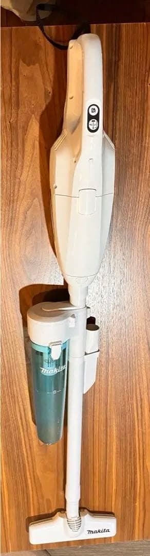 makita マキタ 掃除機 紙パック バッテリー充電器 アタッチメント付き