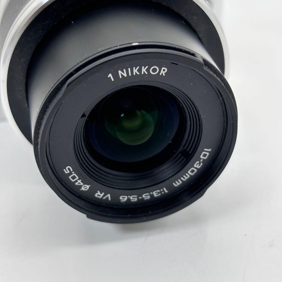 Nikon 1 J1 ホワイト ミラーレス一眼カメラ レンズセット Nikon 1 J1
