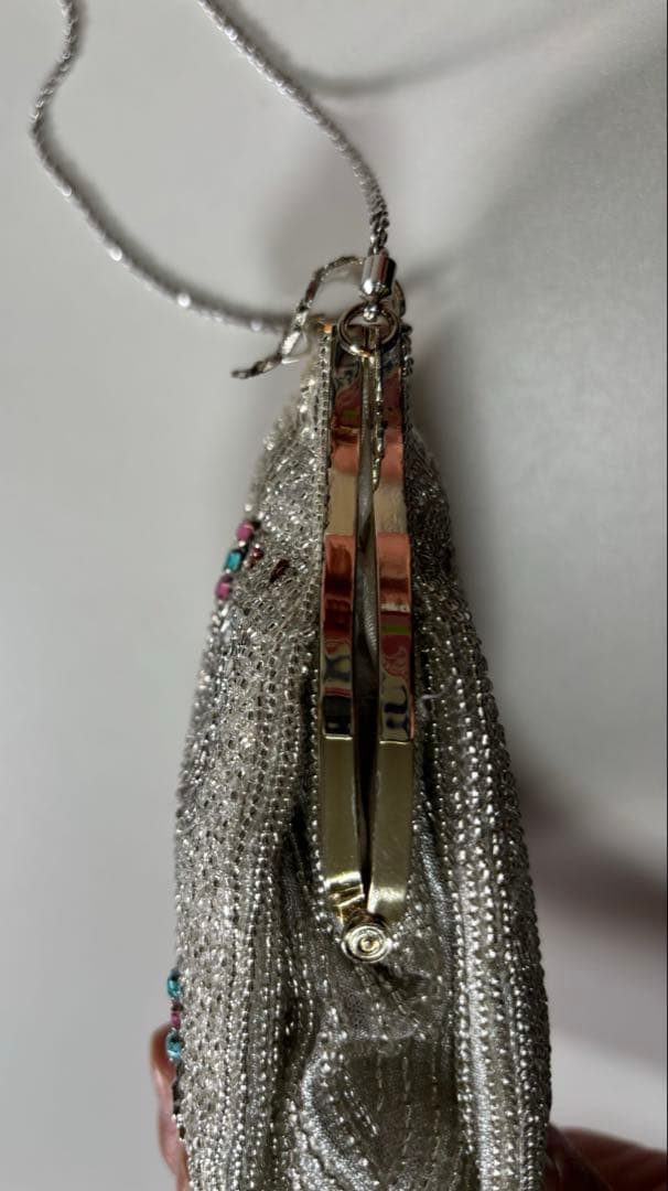 LUMY はしもと　高級シルバー ビーズ装飾 パーティーバッグ皇室御用達　未使用