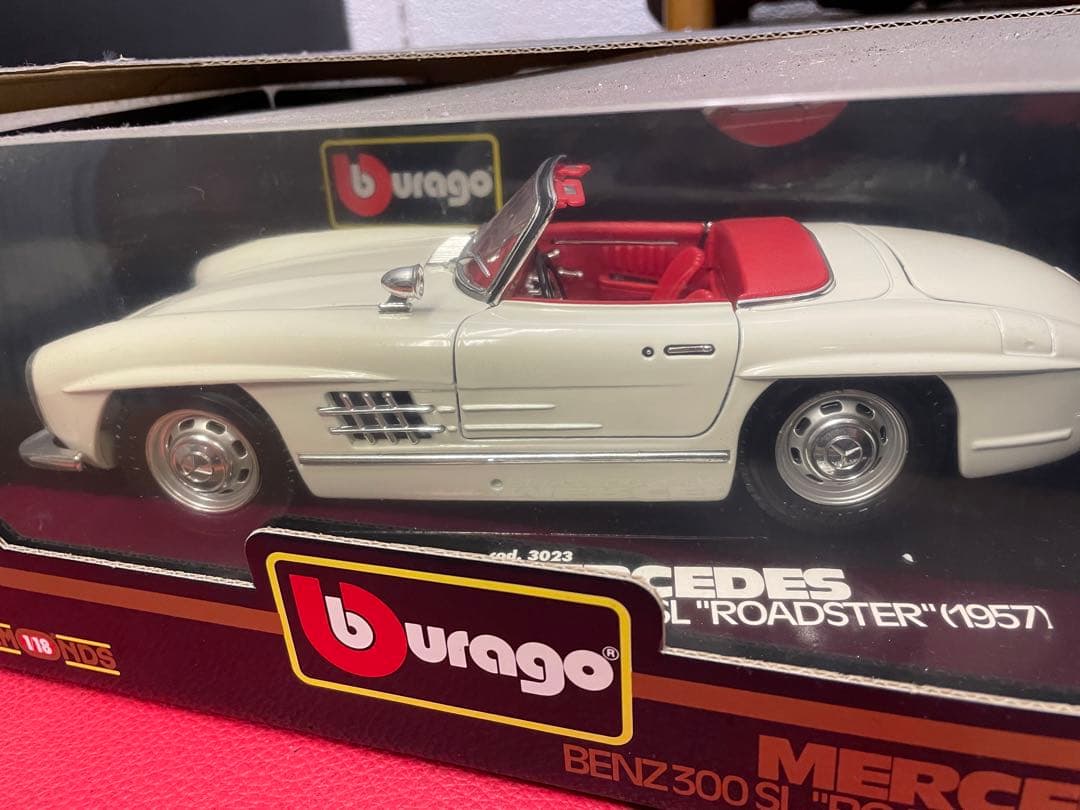 burago メルセデスベンツ　300SL ロードスター