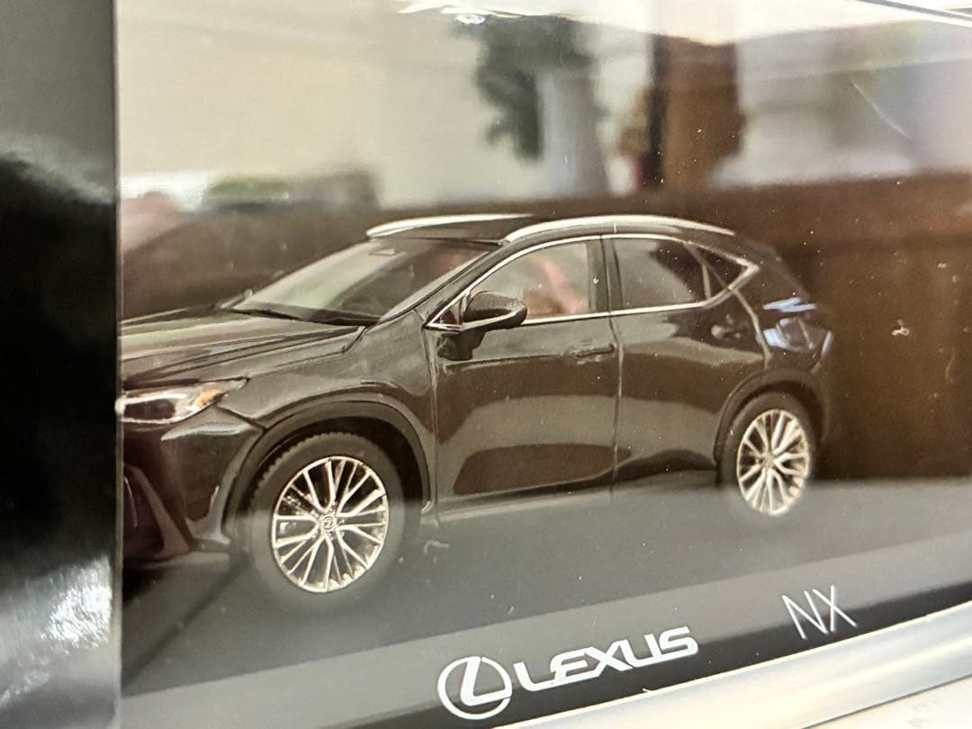 1/43 京商 レクサス NX 黒