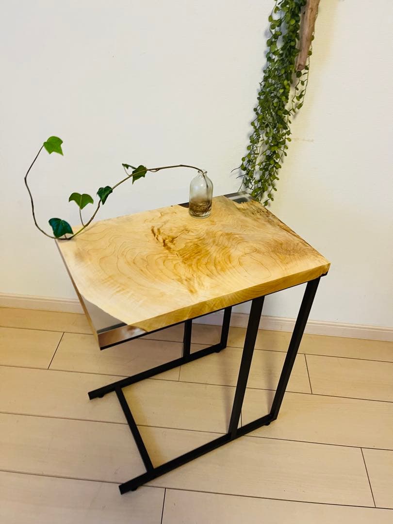 レジンテーブル ソファテーブル サイドテーブル コーヒーテーブル 栃の木