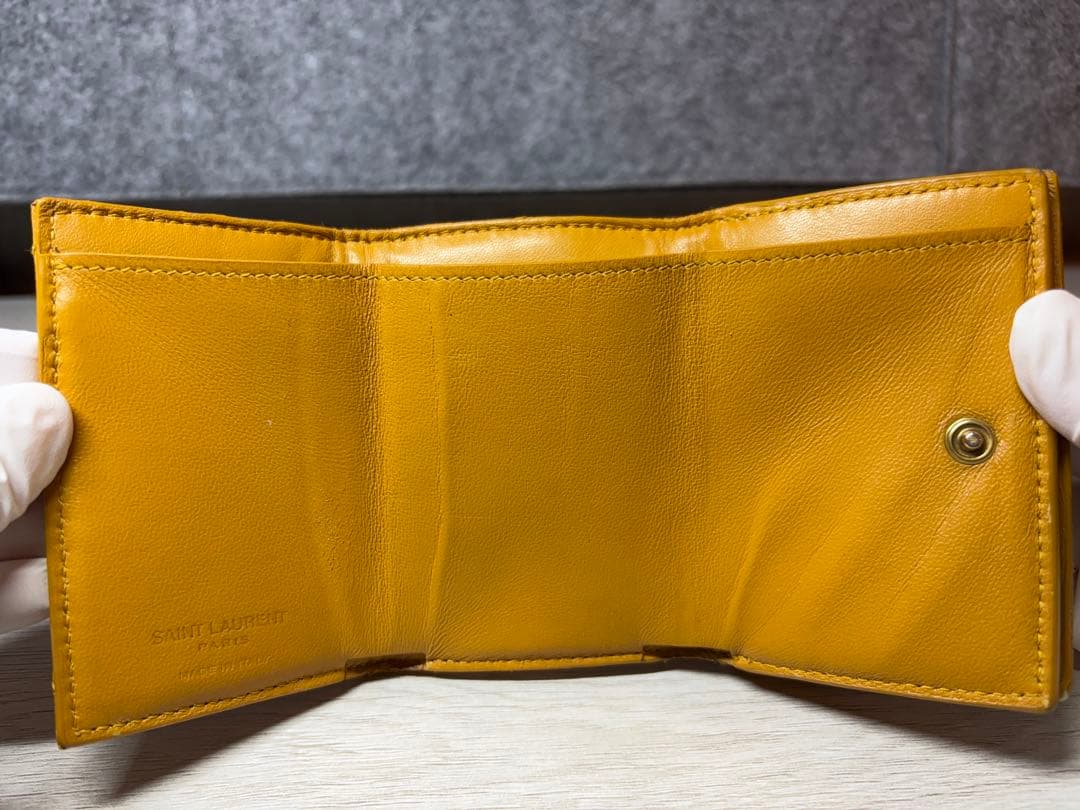 SAINT LAURENT イエロー三つ折り財布