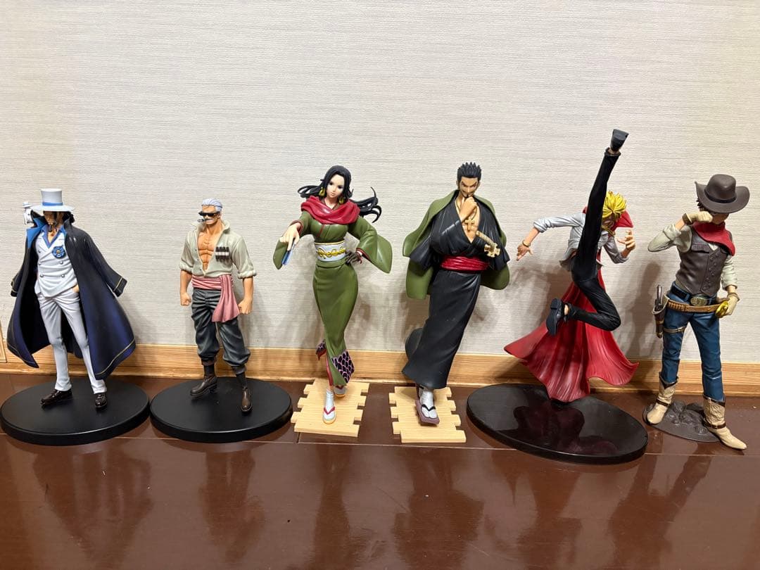 ワンピース フィギュア まとめ売り - メルカリ