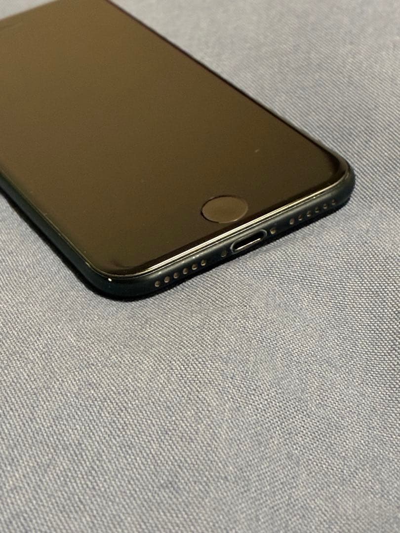 堂*大様 iPhone SE (第3世代) 128GB 本体