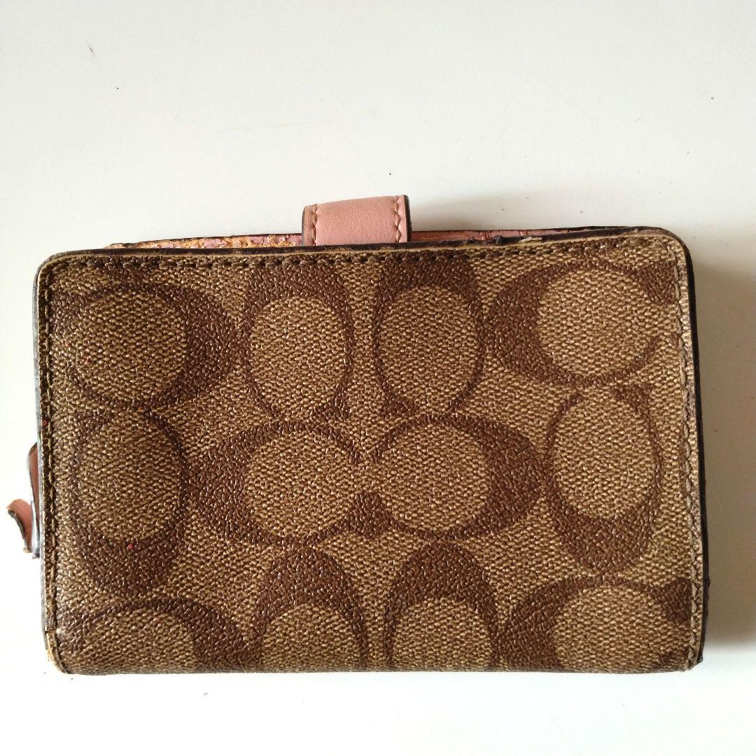 COACH 二つ折り財布 ブラウン/ピンク - メルカリ