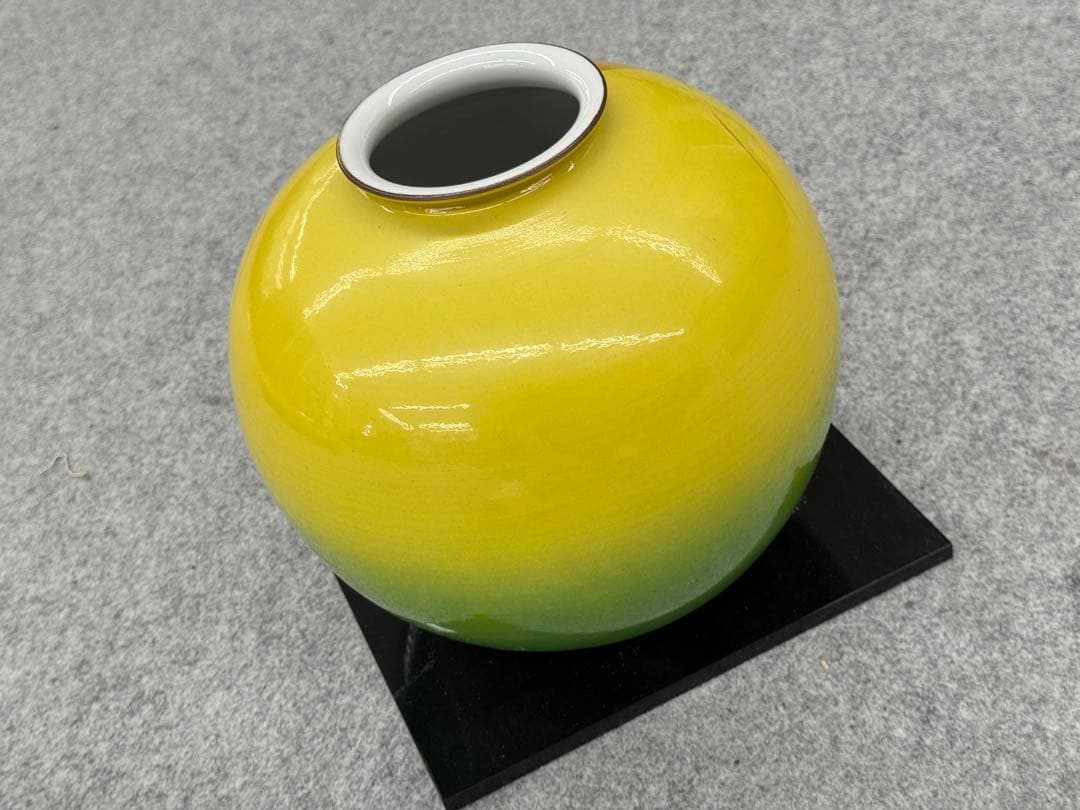 九谷焼 花瓶 8号花瓶・釉裏金箔彩山茶花（花台付）