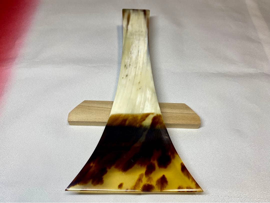 早い者勝ち】 【美品】津軽三味線 鼈甲撥 白水牛 手元 高級 べっ甲