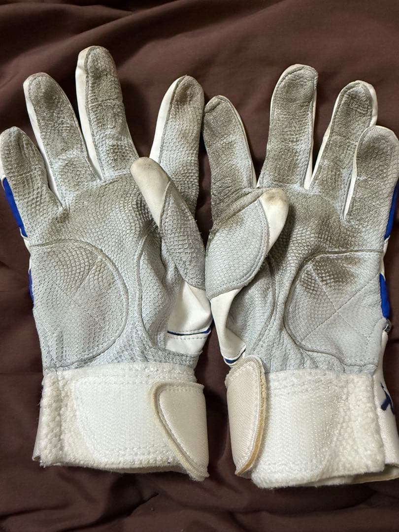 東京ヤクルトスワローズ 丸山 選手 実使用 バッティンググローブ 支給