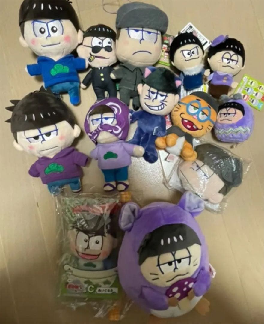 年末年始価格おそ松さん ぬいぐるみおきがえパラダイス 一松 カラ松 13点