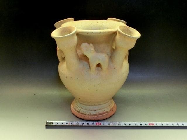 壷●唐物白釉珍獣多口瓶 古い花器 花生け 壺 古玩 中国 時代物 骨董品 希少■ 壷○唐物白釉珍獣多口瓶 古い花器 花生け 壺 古玩 中国