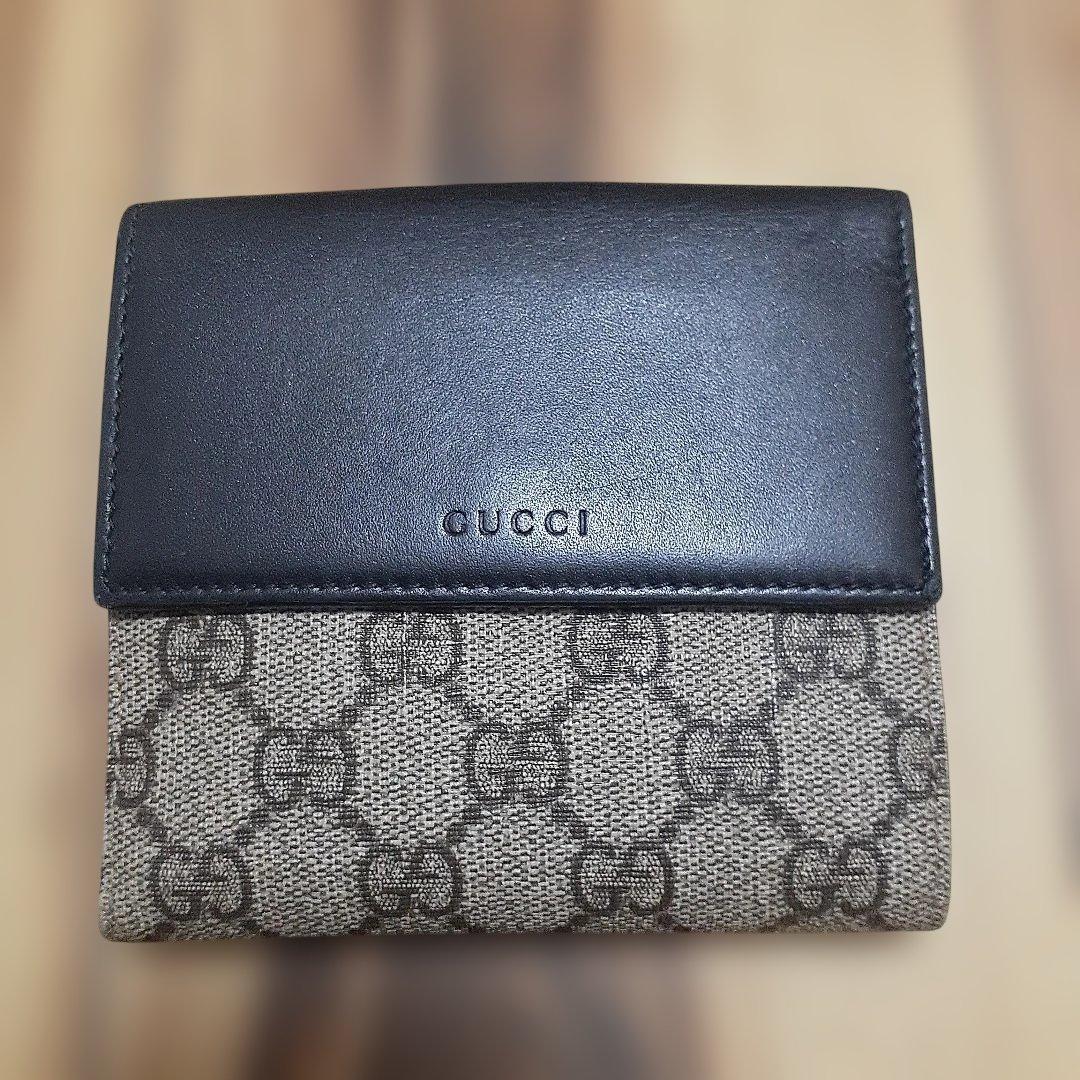 【本日限定値下】GUCCI 二つ折り財布 黒/ベージュ