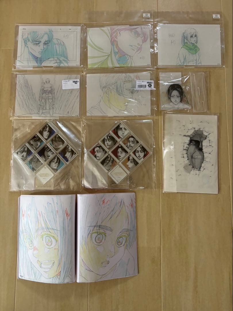 進撃の巨人アクリルスタンド