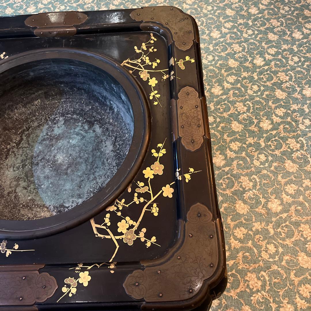 金箔装飾の四角形火鉢｜