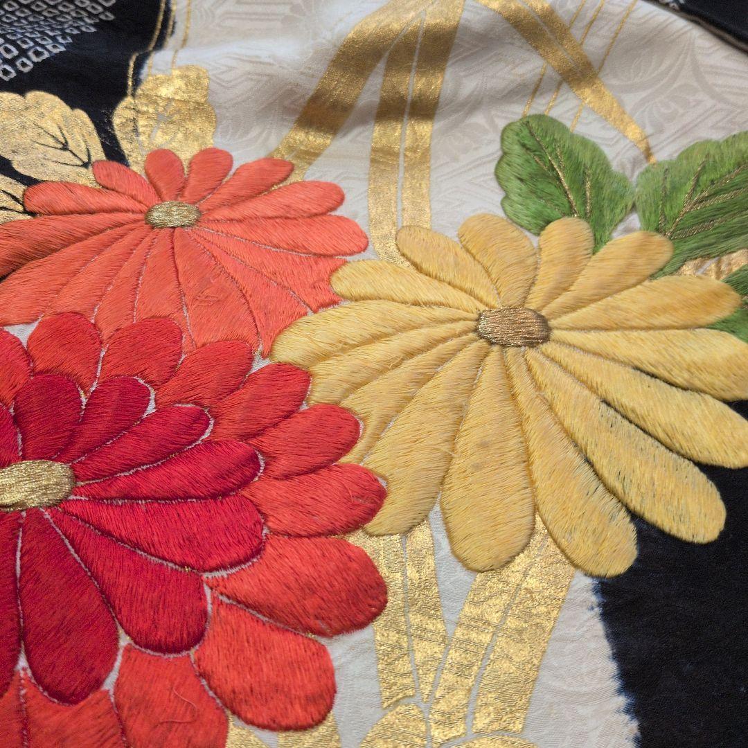 古典柄の正絹振袖 着物リメイク 3枚セットです