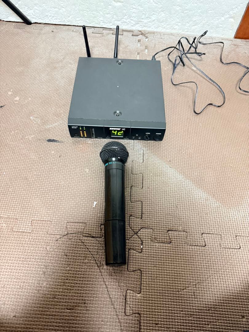Shure UC4/Uc2-BG3.1, USA 製、動作確認済み。