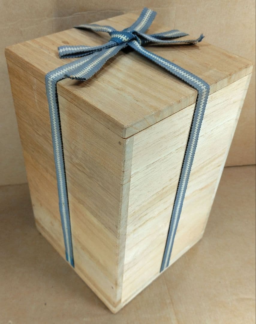 【本物保証】金城次郎 壷屋焼花瓶 共箱 栞 人間国宝 壺屋焼 海老魚紋花瓶