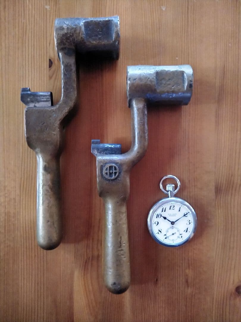 ブレーキハンドル二本&鉄道時計