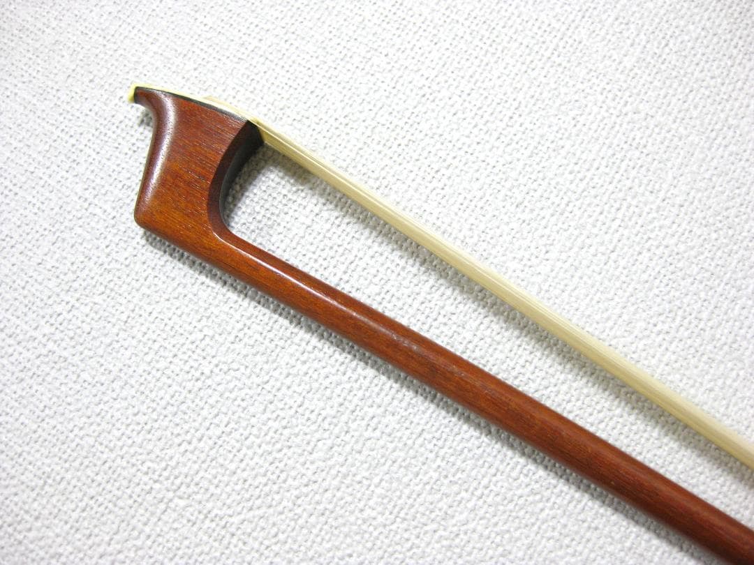 【最上級スイス製3/4】 フィンケル F.C.Neuveville バイオリン弓