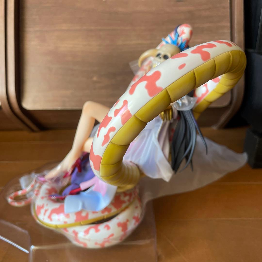 pop “NEO-MAXIMUM”海賊女帝ボア　ハンコック