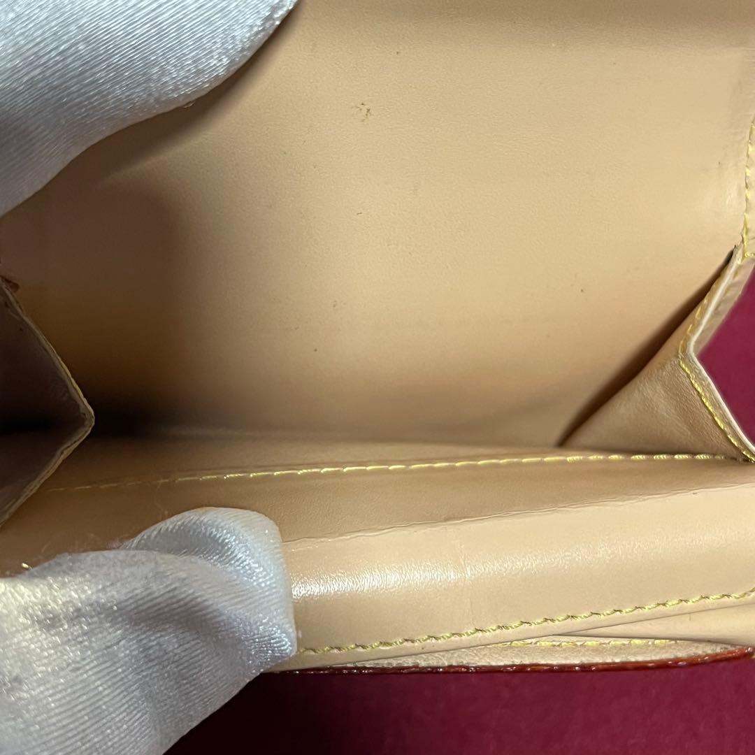 LOUIS VUITTON ポルトモネ　プラ　ケース　マルチカラー　白