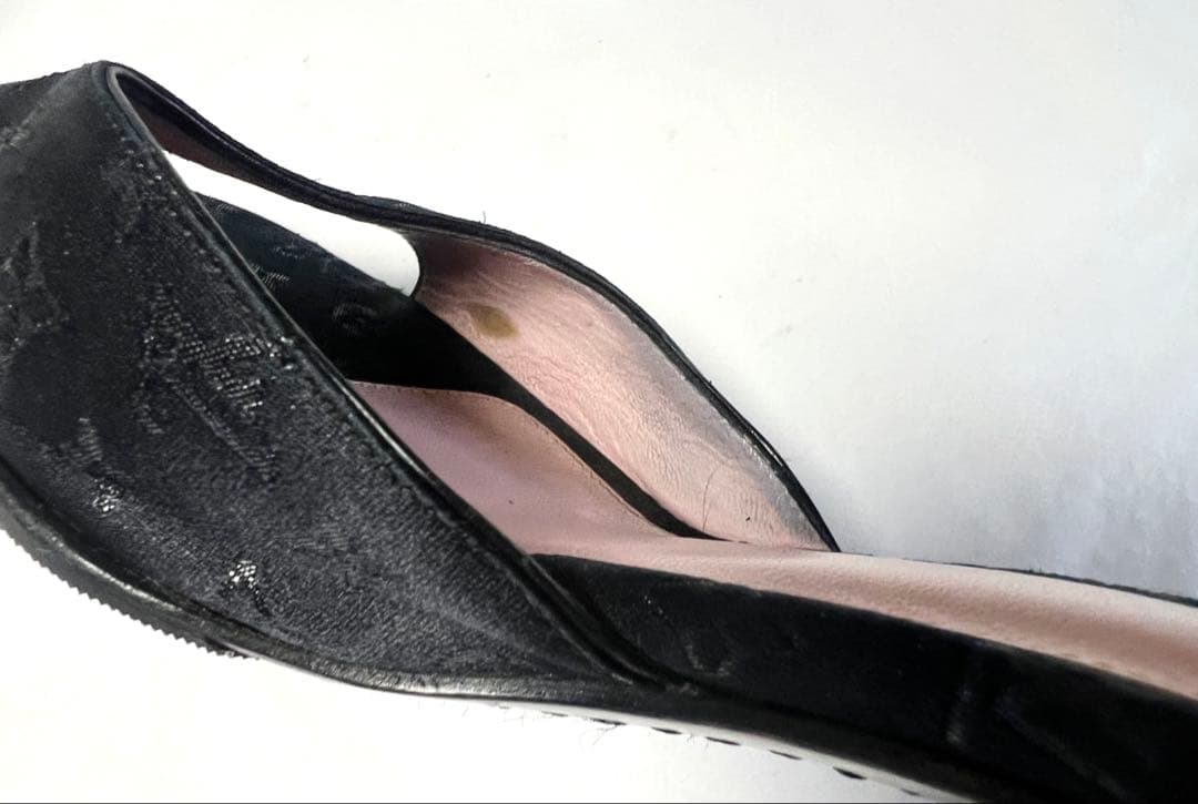 LOUIS VUITTON　ブラックモノグラム　オープントゥミュール　サンダル