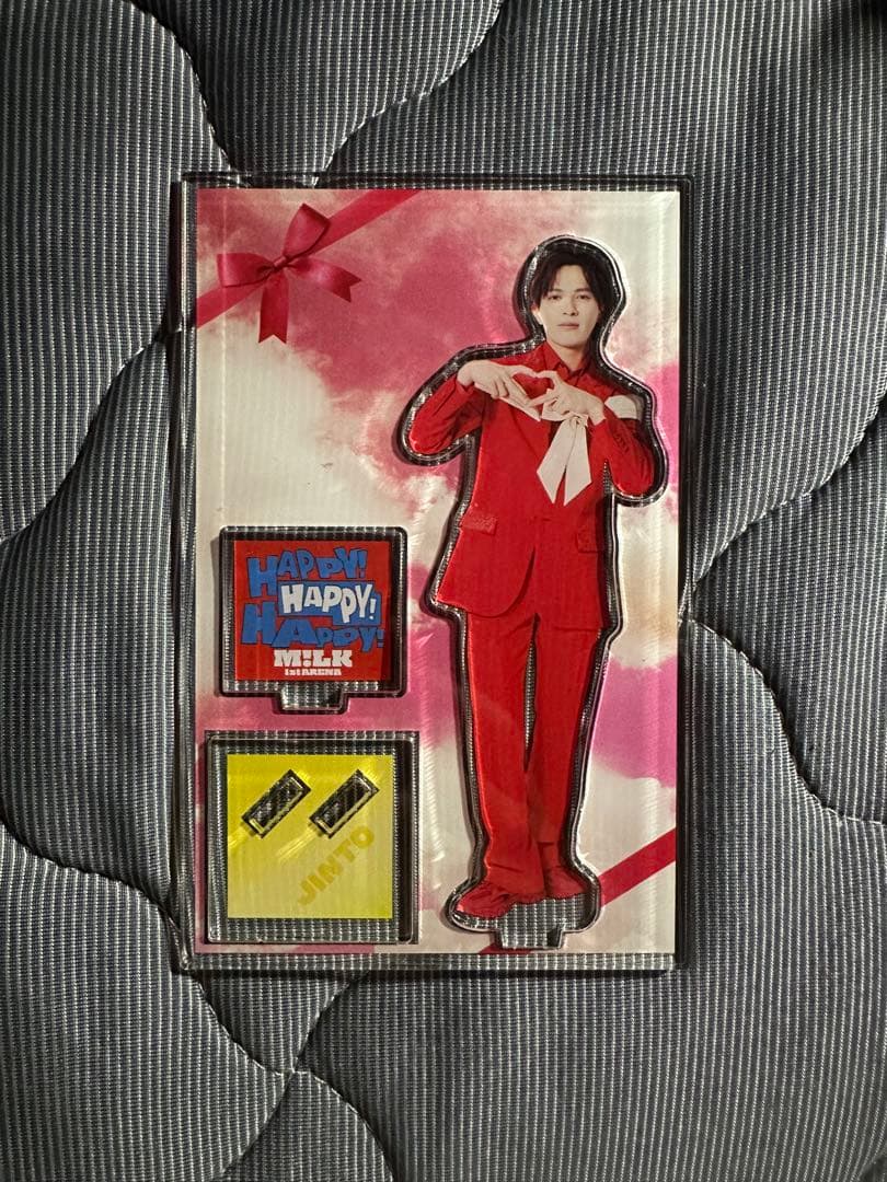 M!LK 吉田仁人 ハハハッピー 赤衣装 アクスタ 吉田仁人HAPPY HAPPY HAPPY