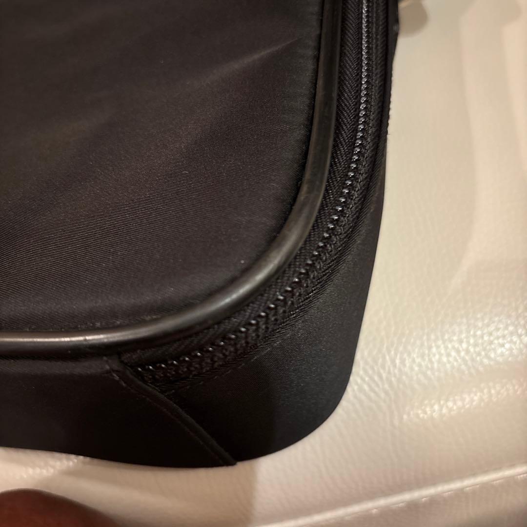 PRADA ブラック ビジネスバッグ
