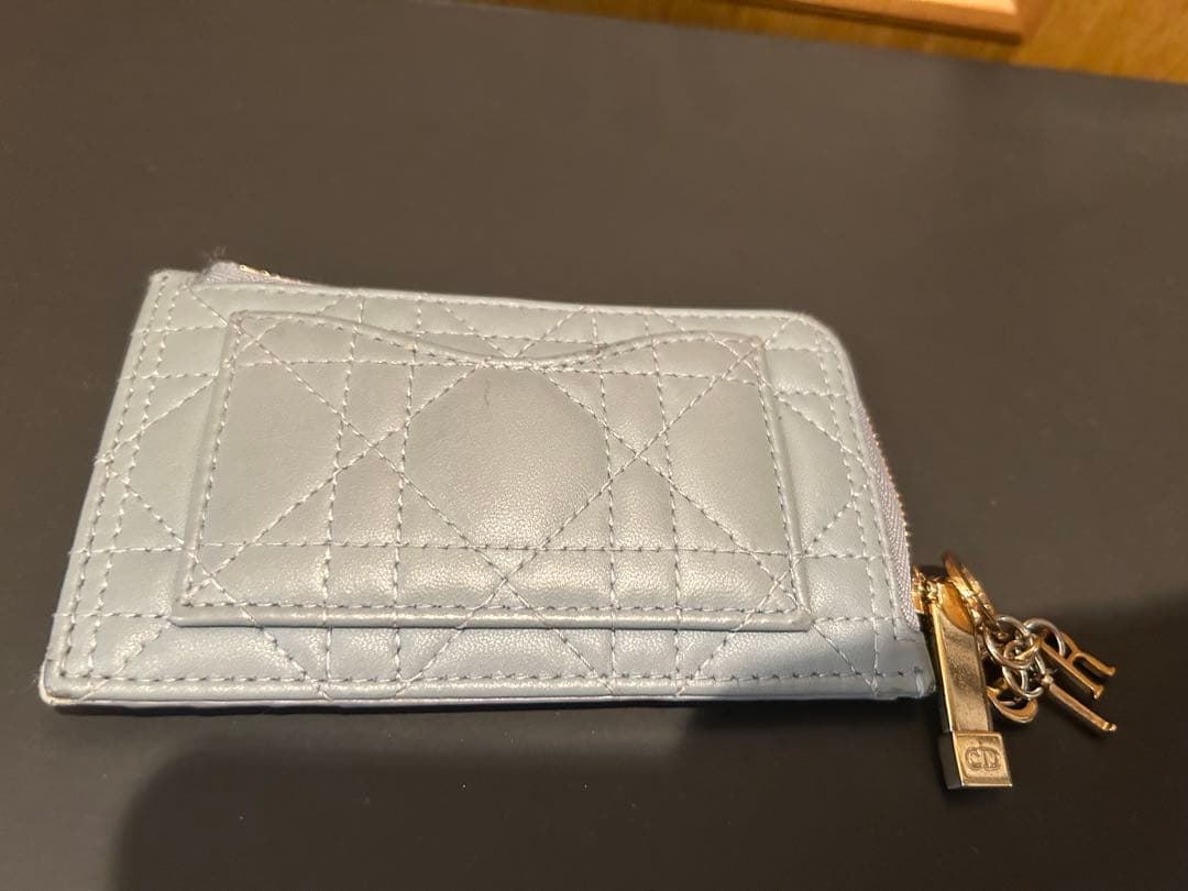 ライトブルー キルティング ケース ディオール　Dior レディ