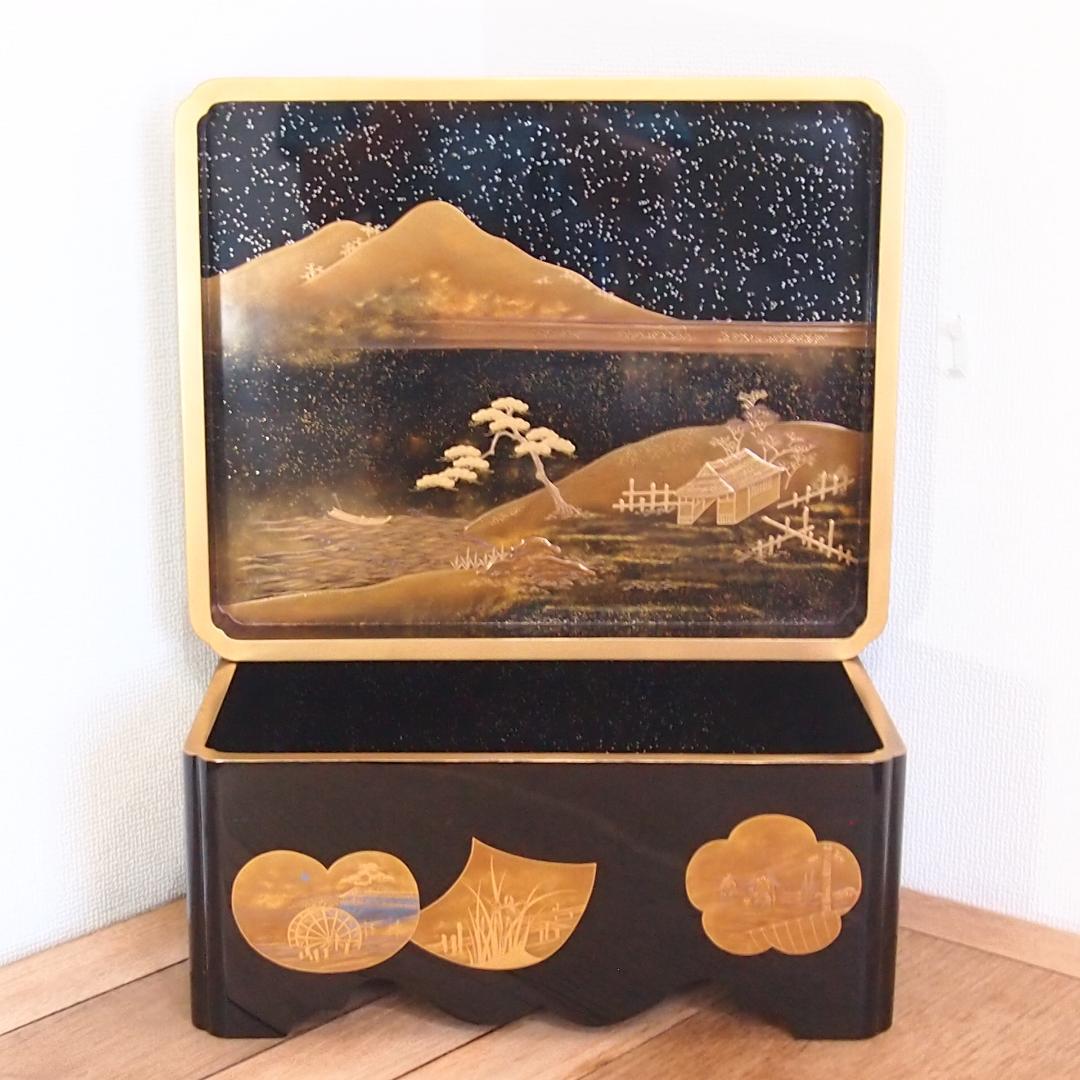 骨董・時代の美品】大名道具 宝箱 山水蒔絵 箱物/蓋物/菓子器/容器