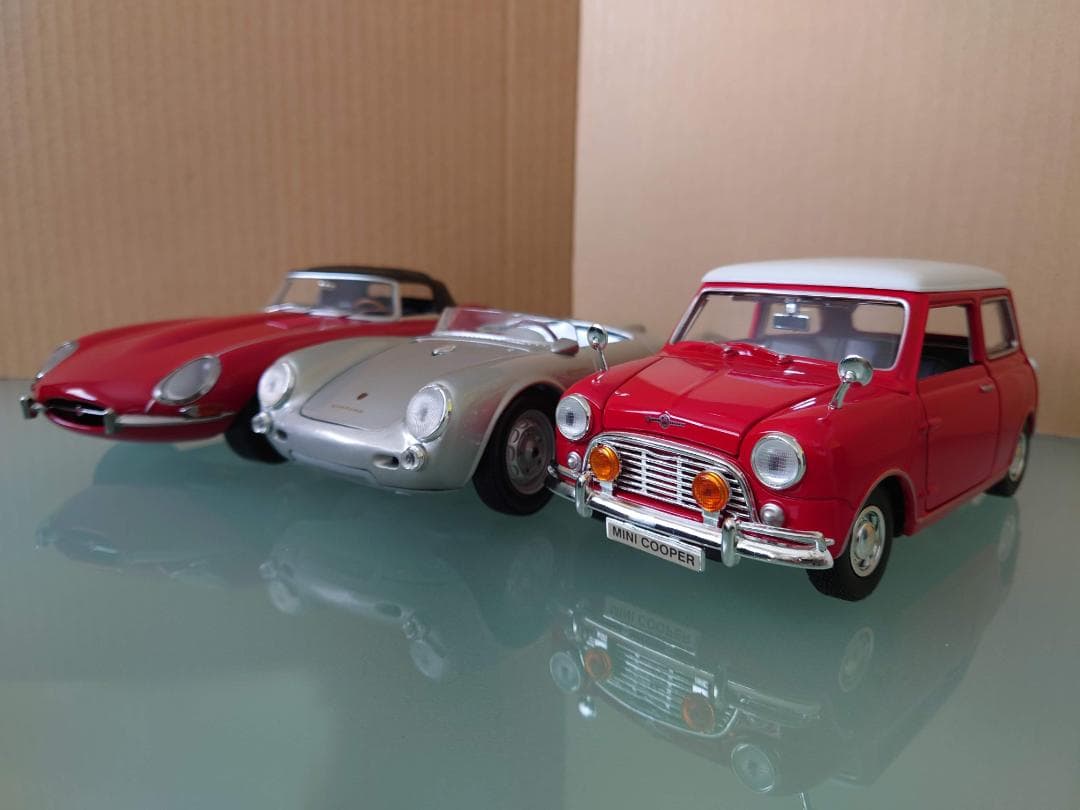 1/18 モーリス ミニクーパー レッド 1961-1967 morris