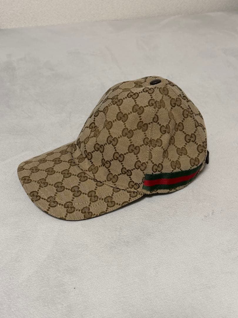 GUCCI GGベースボールキャップ ブラウン Mサイズ - メルカリ