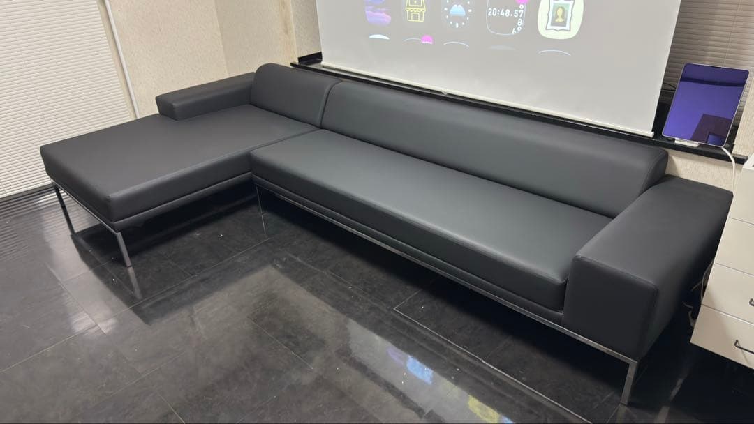 【期間限定値下げ中】E&Y ホックニー ソファ【値引き歓迎】