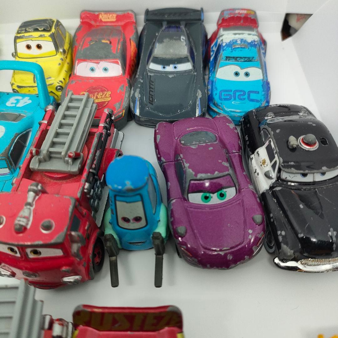 14 カーズ トミカ 20台 まとめ売り - メルカリ