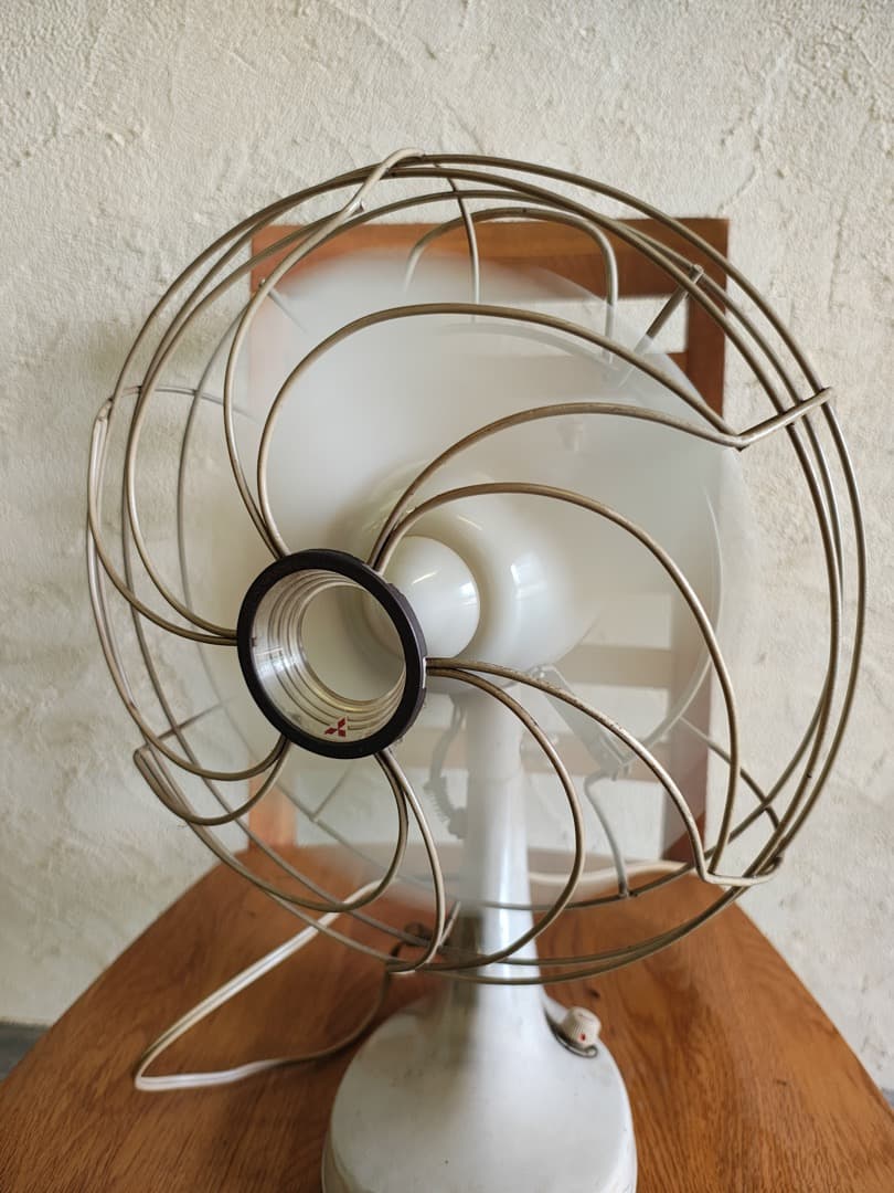 レトロ 卓上扇風機 ホワイト 　三菱　扇風機　M0164
