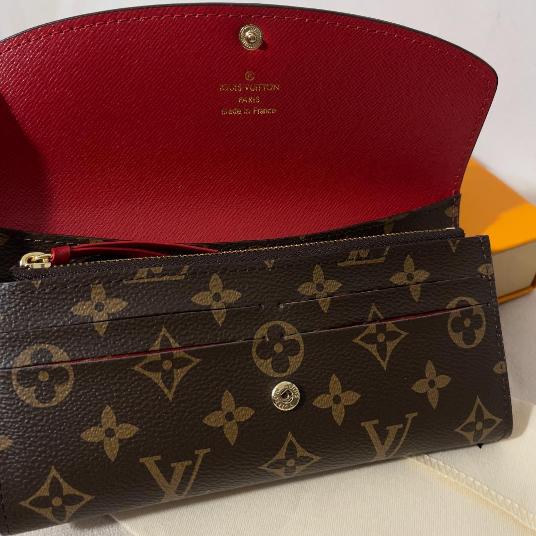 ルイヴィトン ポルトフォイユ エミリー 財布