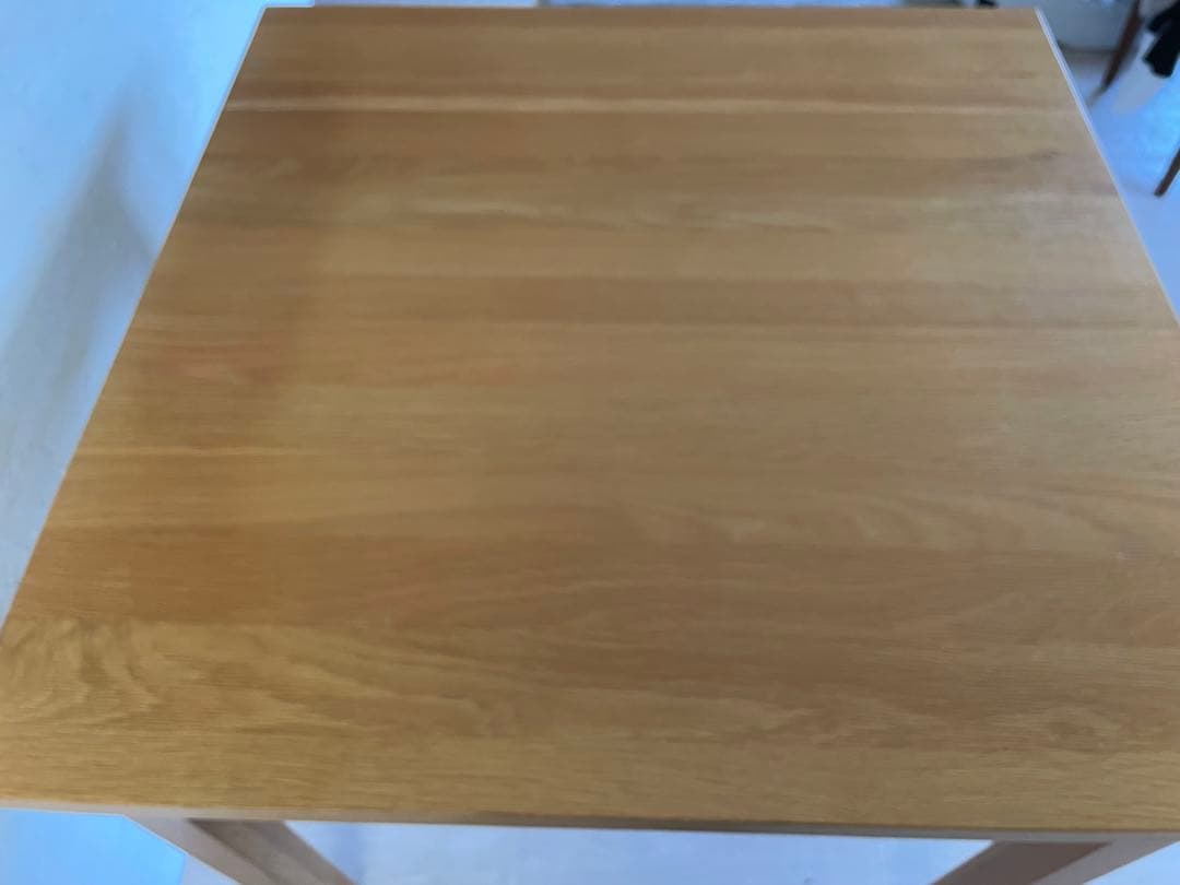 ［特価！無印良品］ダイニングテーブル　オーク無垢材 80cm×80cm