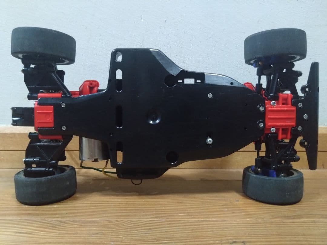 タミヤ　カルソニック　スカイライン　GT-R　ボディ　TA02　シャーシ　セット